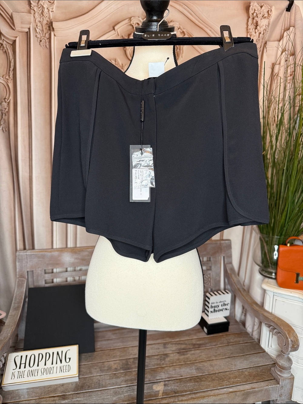 Elie Saab Black Tailored High-Waist Shorts